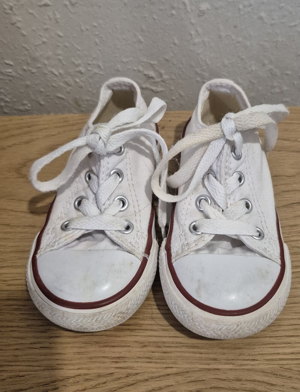 Toddler Converse All Star White Low Top Sneakers Size 6 Baby Kids Shoes